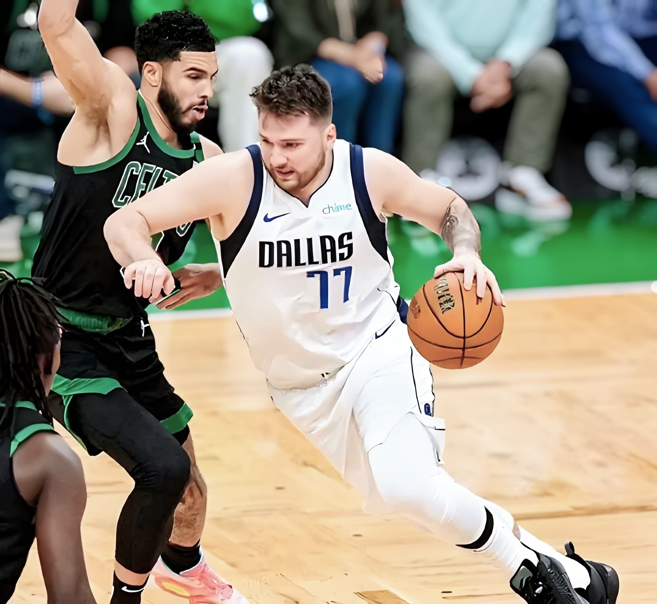 NBA总决赛加时末段走向成谜；波士顿凯尔特人外线爆发；管理层满意；医务组通报恢复的简单介绍